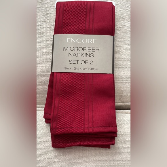 Microfiber napkins set of 2 (6). 19in/19in /48cm/48cm. - Picture 3 of 4